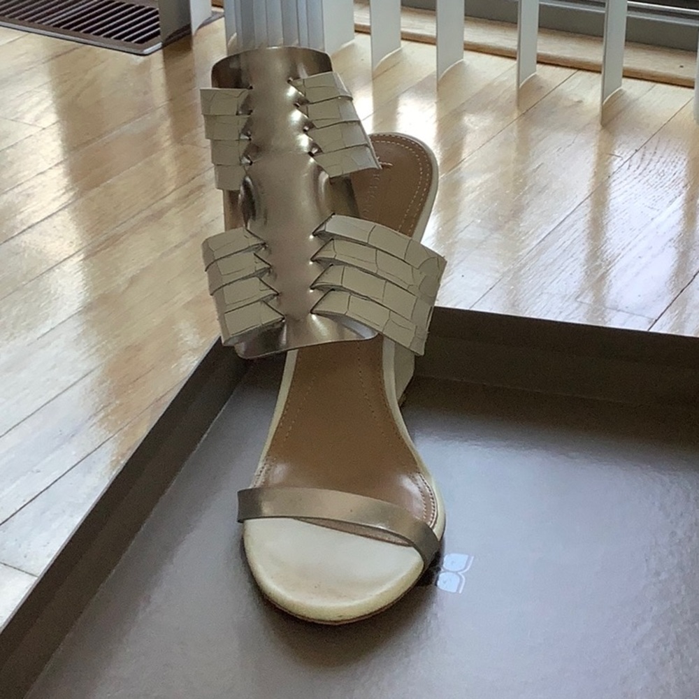 BCBG  white sandals wedge.leather. Lightly used with box and dust bag. Size 8.5